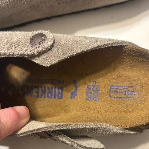 Birkenstock Taupe Suede Slip-Ons size 35 or kids 3-4 - Picture 2 of 11